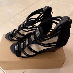 Black Strappy Sandals Sz 6